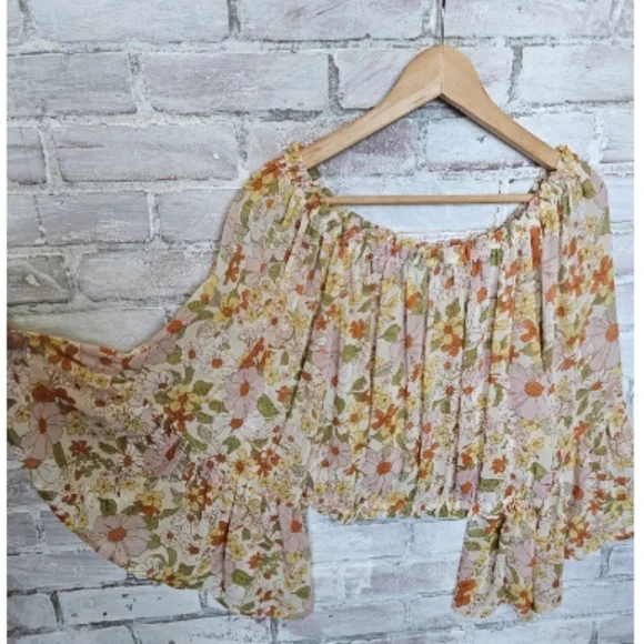 HYFVE Floral Off-Shoulder Crop Top - Picture 3 of 3